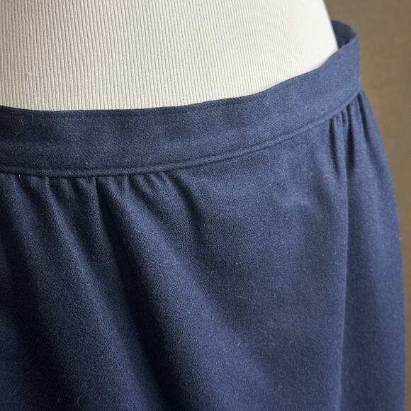 Pendleton Skirt Women's 14 Navy Blue 100% Wool Made In USA - Picture 3 of 11